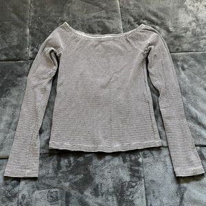 Billabong off shoulder shirt